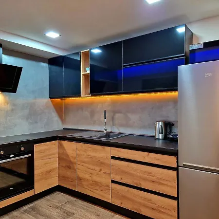 Wellness Gold Apartment With Private Sauna & Jacuzzi Prague Exterior photo